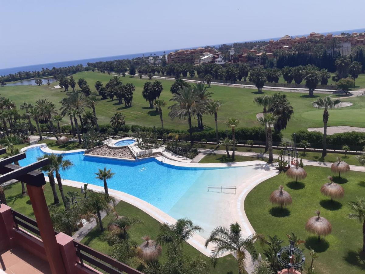 Exclusivo Playa Granada Golf Apartment
